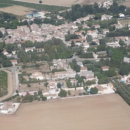 La Clastre Location D'Un Studio Avec Piscine Et Clim Pres D'Uzes Bourdic Exterior photo